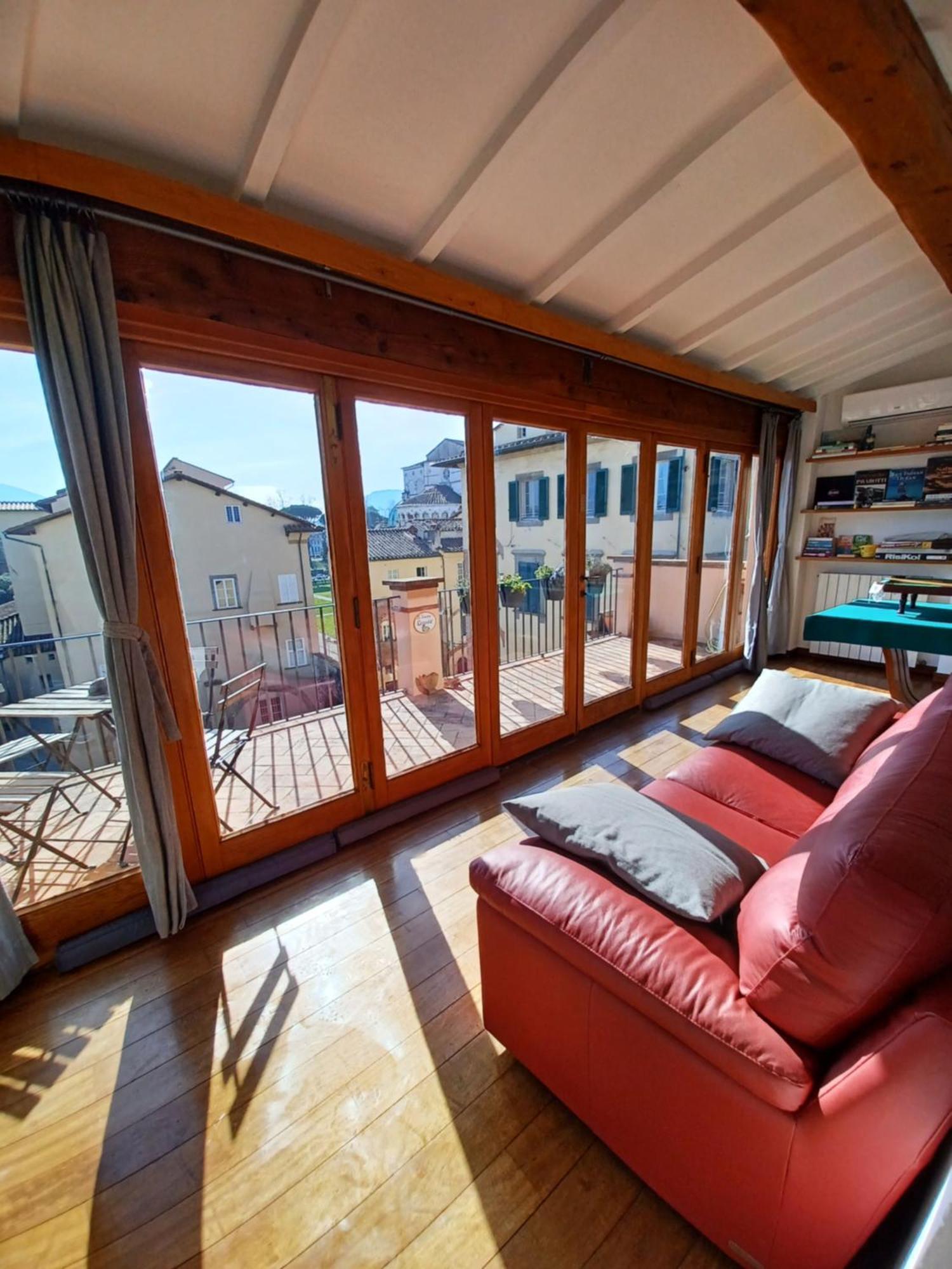 Terrazza Coccode' Spazioso Con Vista Mozzafiato! Λούκα Εξωτερικό φωτογραφία