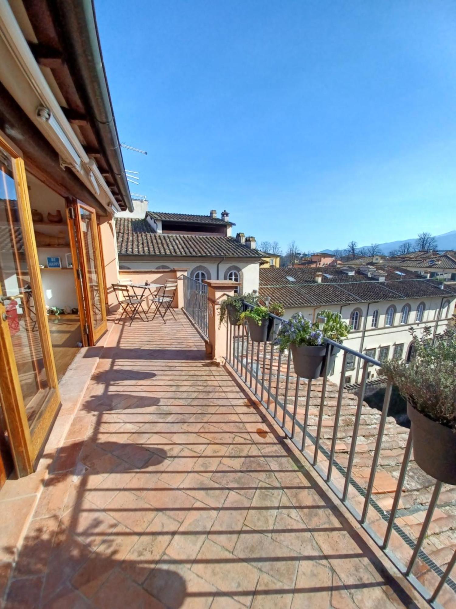 Terrazza Coccode' Spazioso Con Vista Mozzafiato! Λούκα Εξωτερικό φωτογραφία